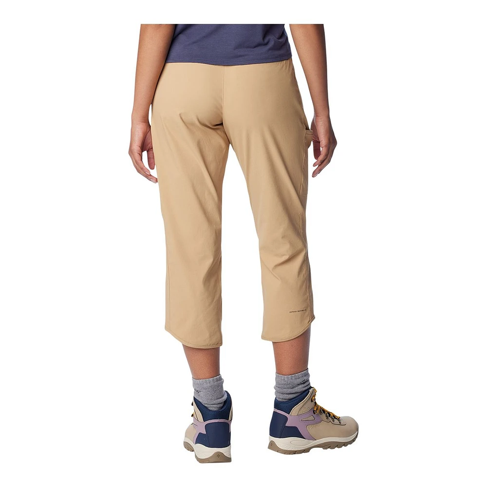 Columbia Women's Leslie Falls Capri Pants