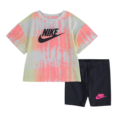 Nike Toddler Girls' 2-4 Boxy T Shirt and Bike Shorts Set