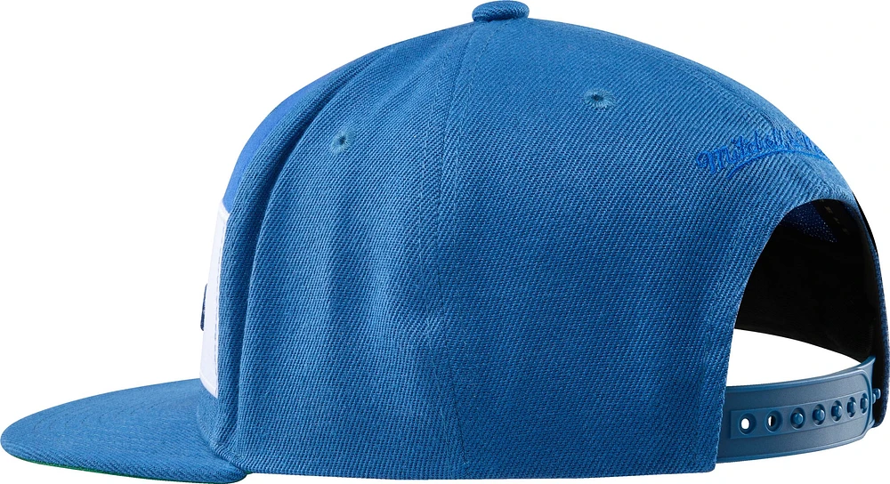 Toronto Blue Jays Mitchell & Ness Retro Sport Snapback Coop Cap