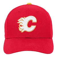 Youth Calgary Flames Outerstuff Precurve Snapback Cap