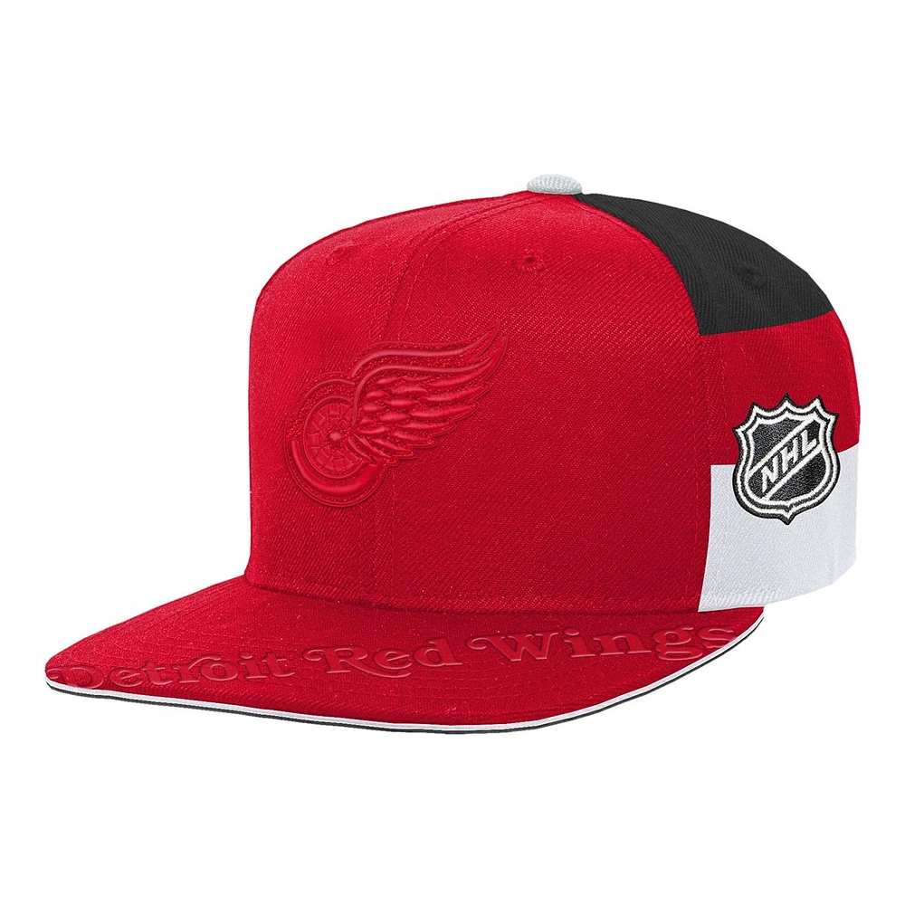 Youth Detroit Red Wings Outerstuff Face Off Structured Adjustable Cap