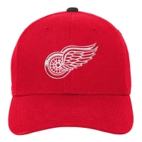 Youth Detroit Red Wings Outerstuff Precurve Snapback Cap