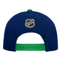 Youth Vancouver Canucks Outerstuff Precurve Snapback Cap