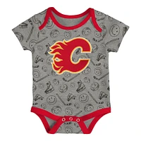 Infant Calgary Flames Outerstuff Full Strength Creeper Set