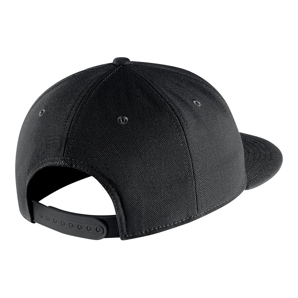 Nike Men's Hockey Pro Flatbill Cap