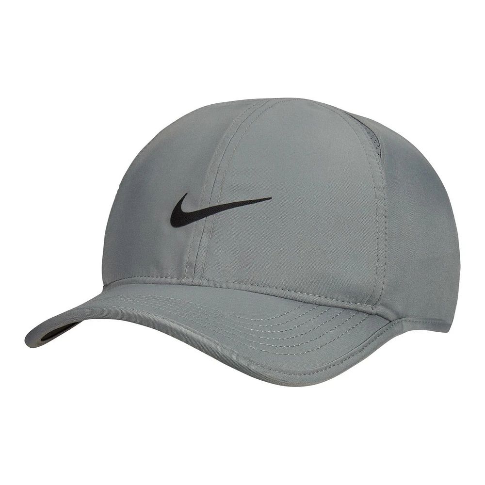 Nike Sportswear Men's AeroBill Featherlite Cap