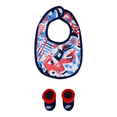 Nike Toddler Boys' Bib And Bootie Set