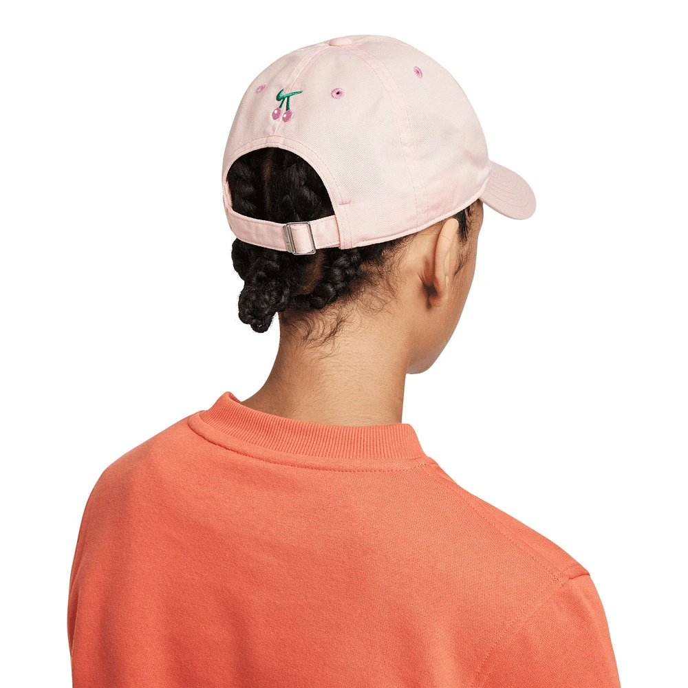 Nike Youth Graphic Medium Unstructured Cap