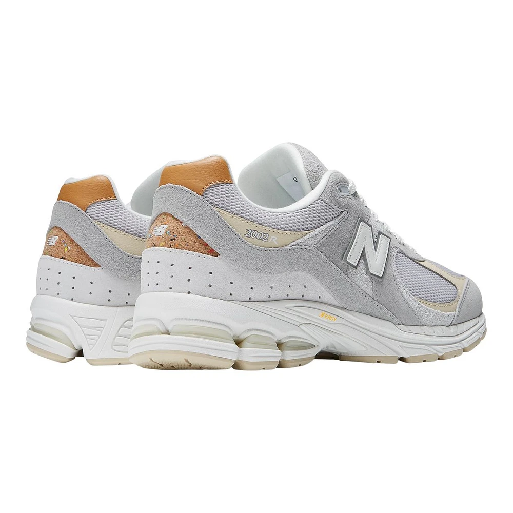 New Balance Men's M2002R Shoes