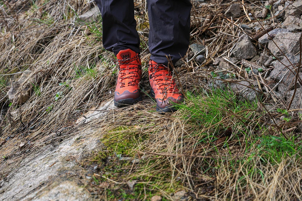 HELLY Hansen Men's Cascade Mid TECH® Waterproof Polyester Hiking Shoes