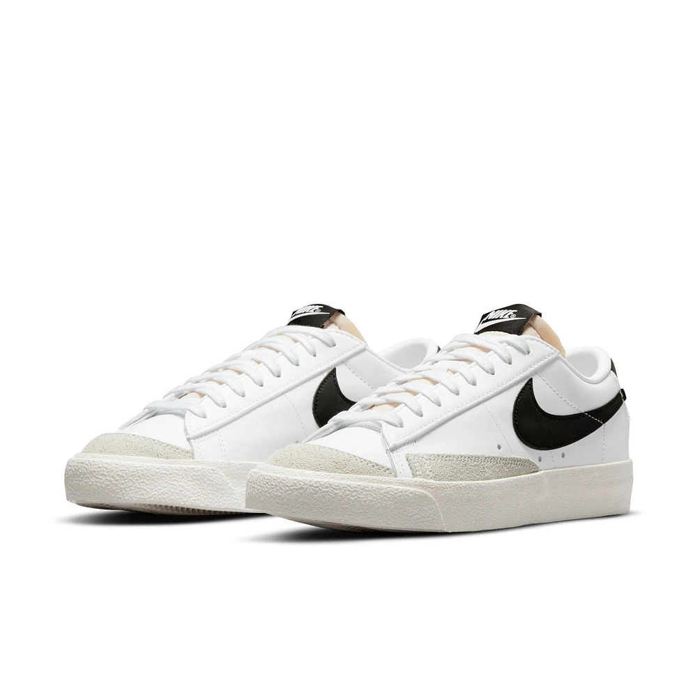 Nike Women's Blazer '77 Low Top Sneakers