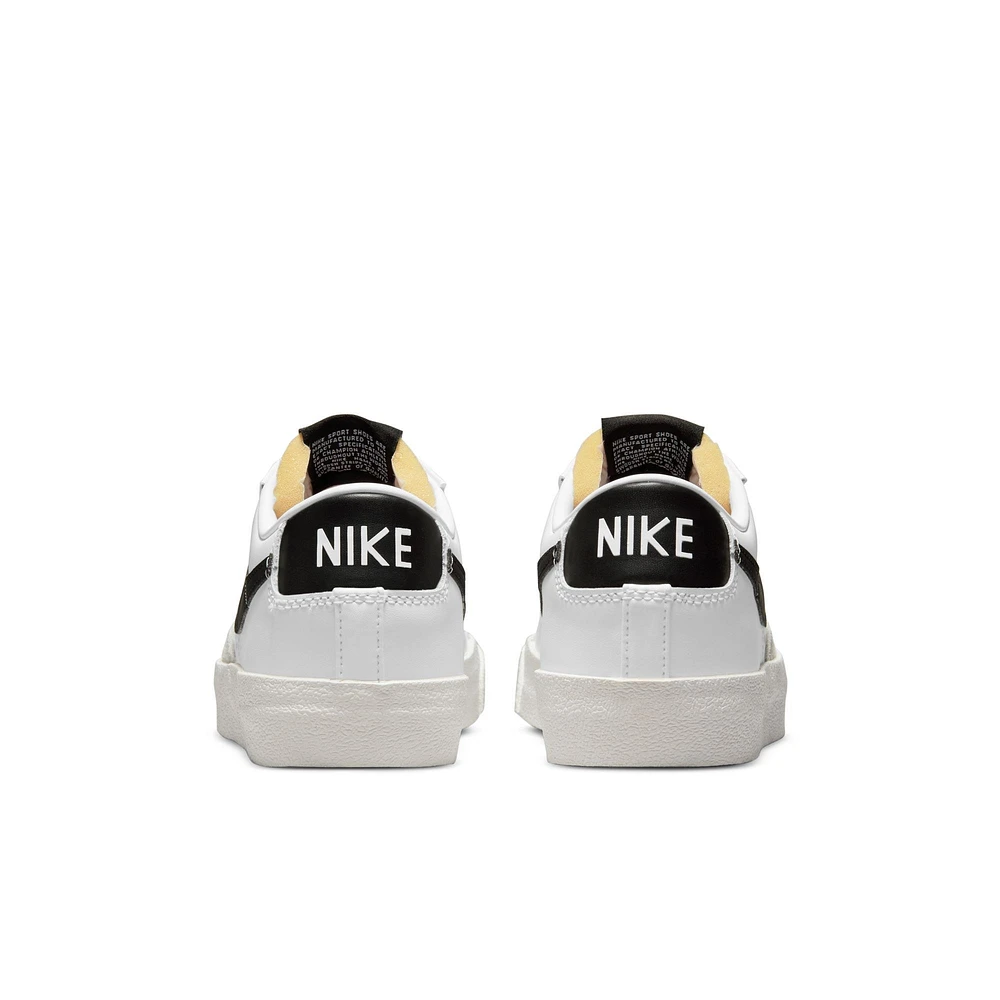 Nike Women's Blazer '77 Low Top Sneakers