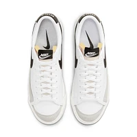 Nike Women's Blazer '77 Low Top Sneakers