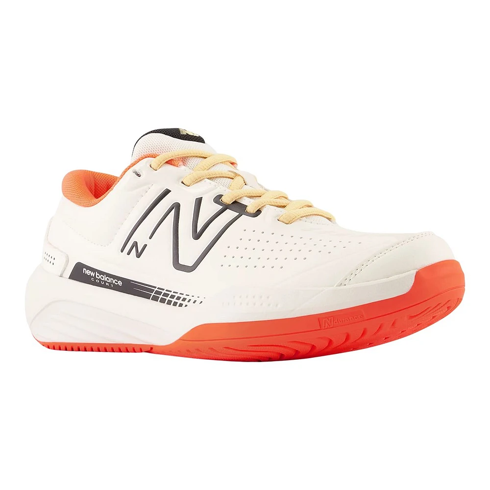 New Balance Women's 696V5 Tennis Shoes