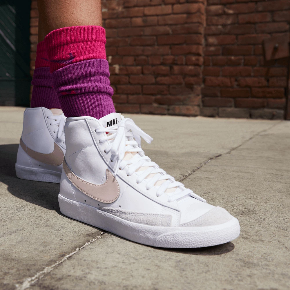 Nike Women's Blazer Mid ’77 Shoes