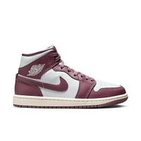 Nike Air Jordan 1 Mid Basketball Shoes