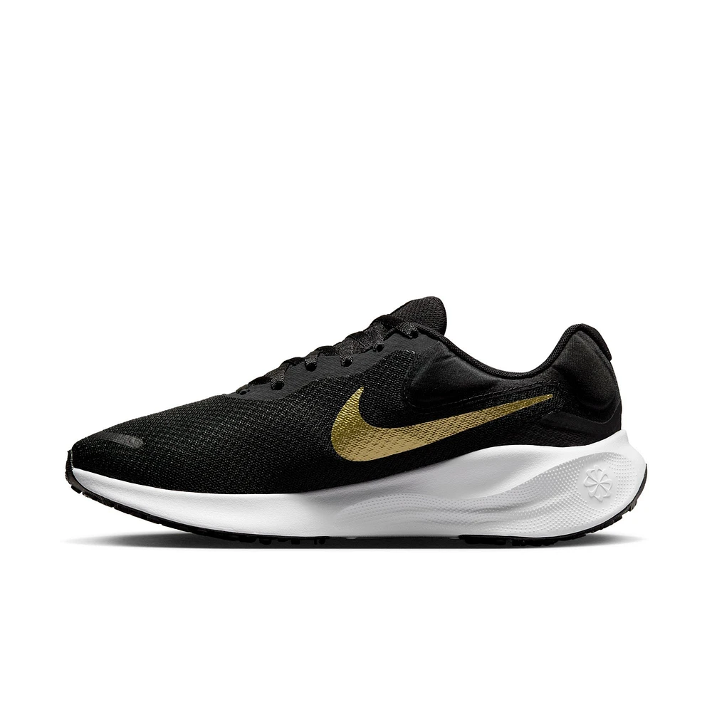 Nike Women's Revolution 7 Wide Running Shoes