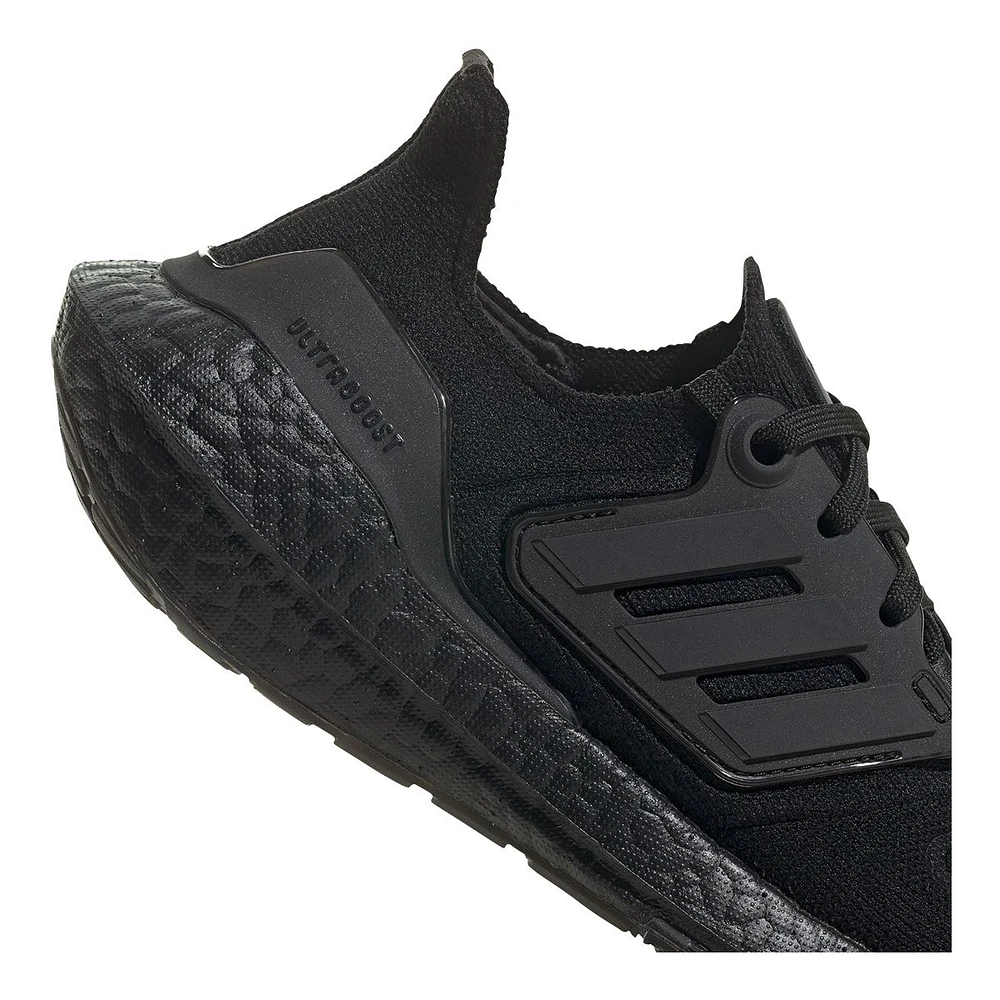 adidas Kids' Grade School Ultraboost 22 Sneakers, Boys', Low Top, Running