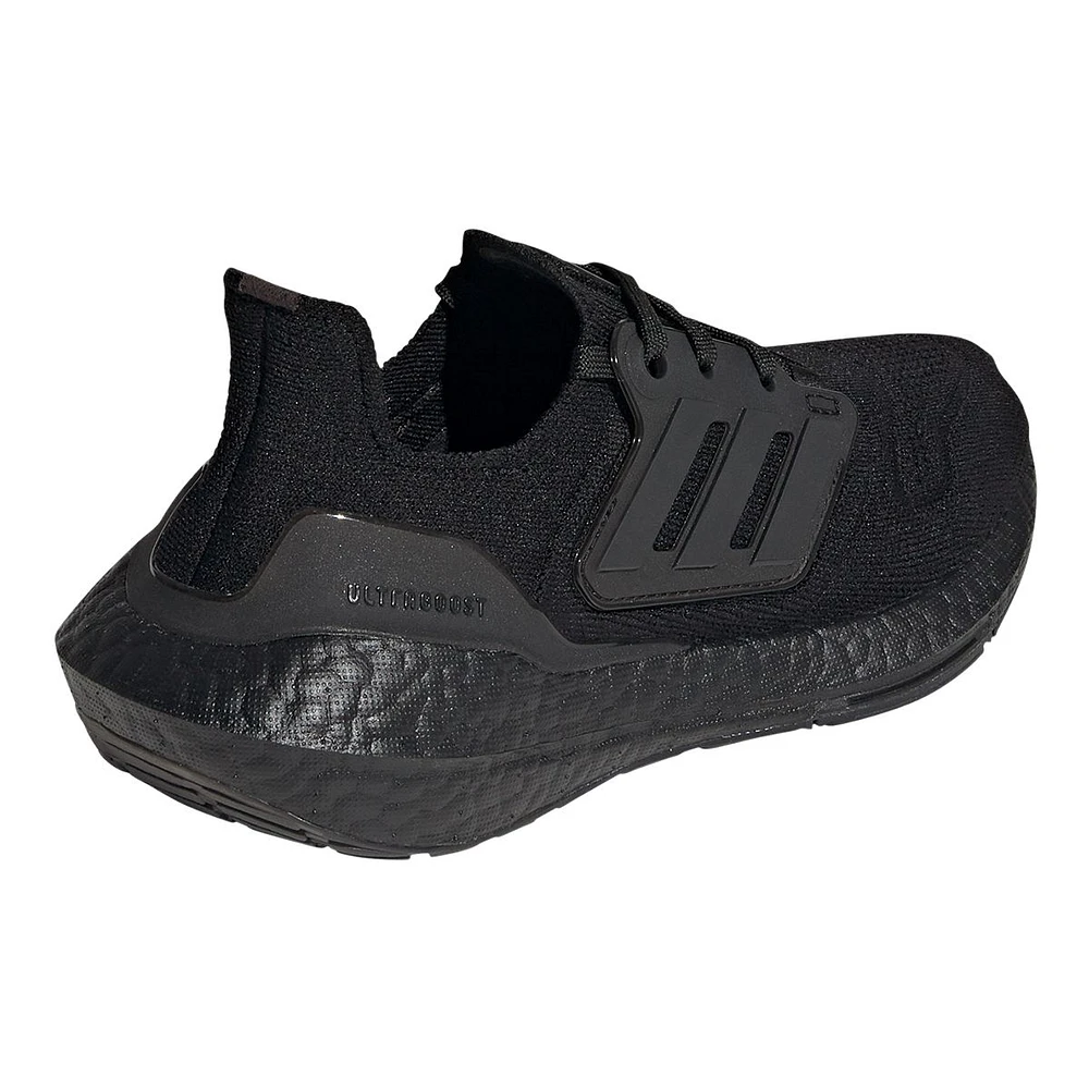 adidas Kids' Grade School Ultraboost 22 Sneakers, Boys', Low Top, Running