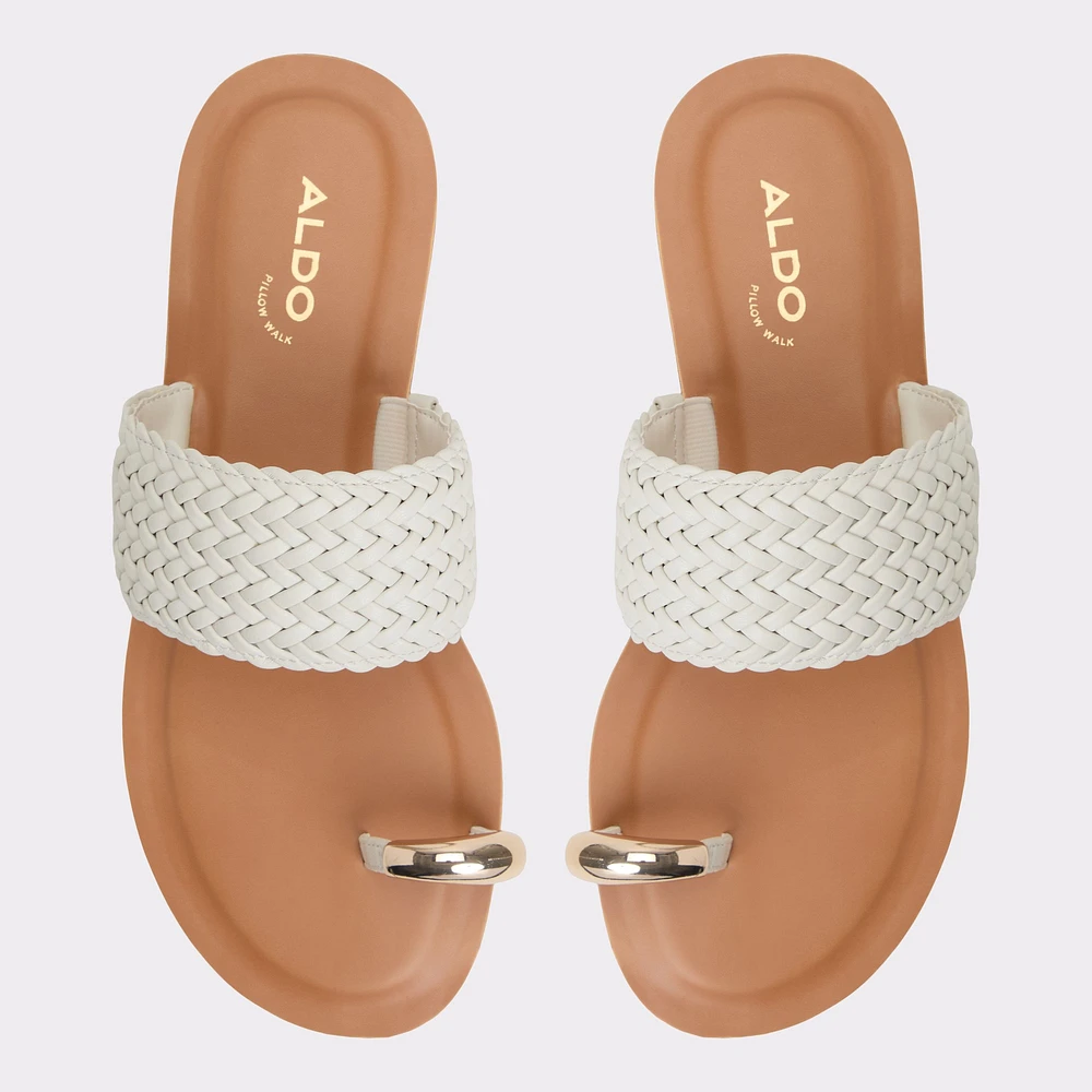 Beachwalk White/Bone Women's Flat Sandals | ALDO Canada