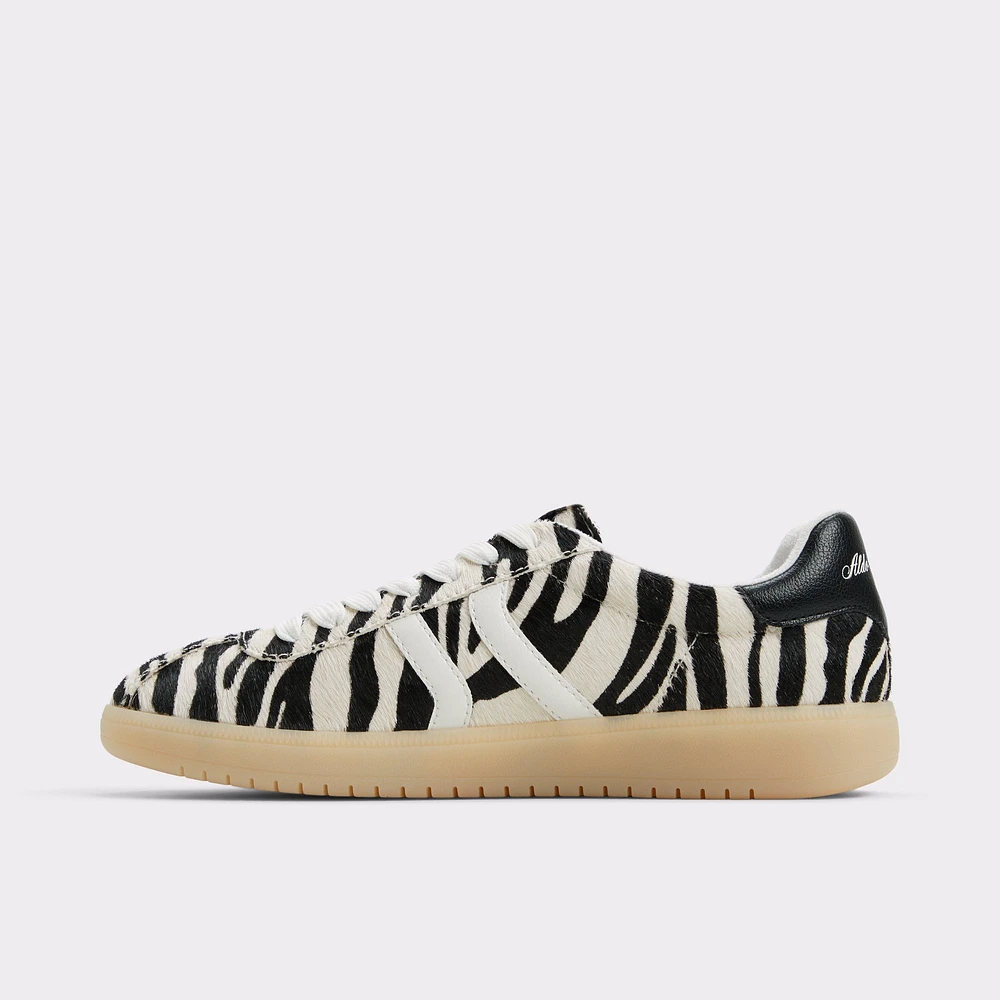 Chicsneaker Blanc/Noir Femmes Sneakers bas | ALDO Canada