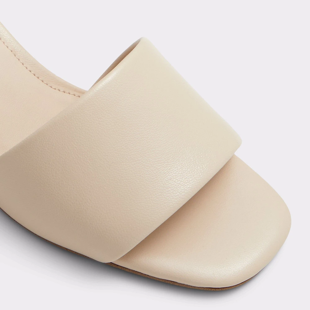 Claudina Autre Beige Femmes Mules a talons | ALDO Canada