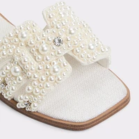 Eleny White Multi Women's Flat Sandals | ALDO Canada