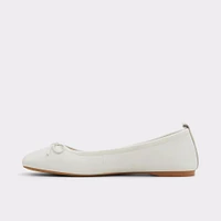 Evelinna Blanc/Oss Femmes Ballerines | ALDO Canada