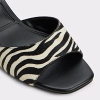 Haeden White Women's Kitten heels | ALDO Canada
