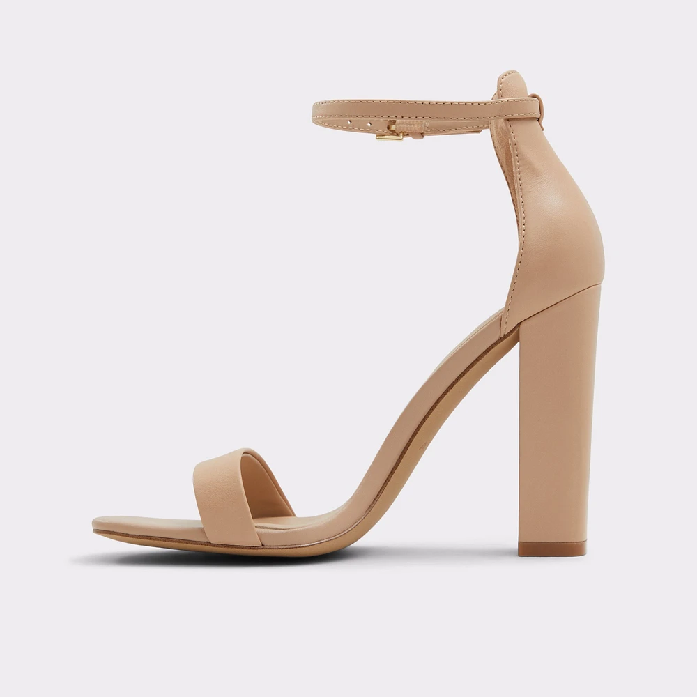 Hazelia Beige Cuir Lustré Femmes Sandale à lanières | ALDO Canada