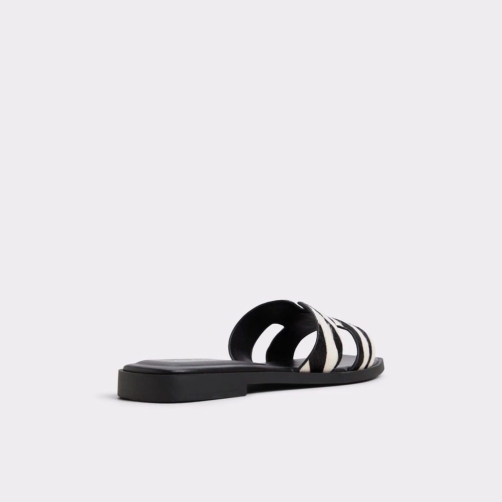 Itsandal Blanc/Noir Femmes Sandales à talon plat | ALDO Canada