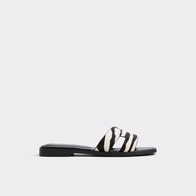 Itsandal Blanc/Noir Femmes Sandales à talon plat | ALDO Canada