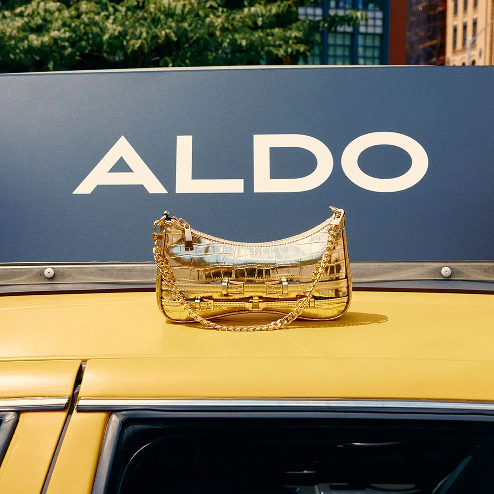 Jaymeex Gold Women's Shoulder Bags | ALDO Canada