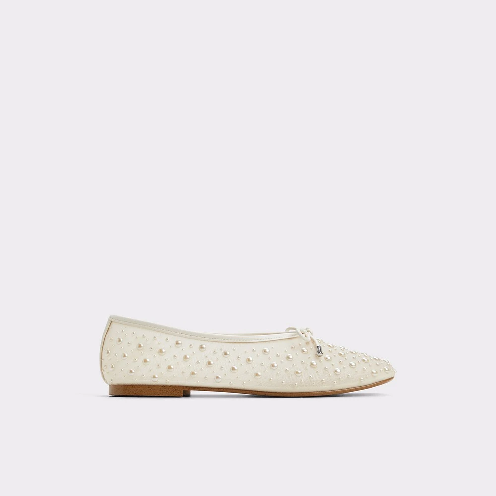 Joselie White/Bone Women's Flats | ALDO Canada