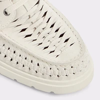 Mikal Ivory Men's Boat Shoes | ALDO Canada