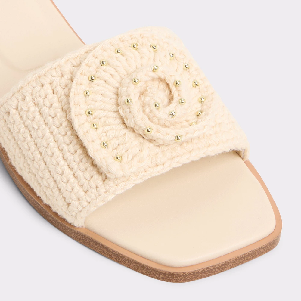 Sabbia Beige Clair Femmes Sandales à talon plat | ALDO Canada