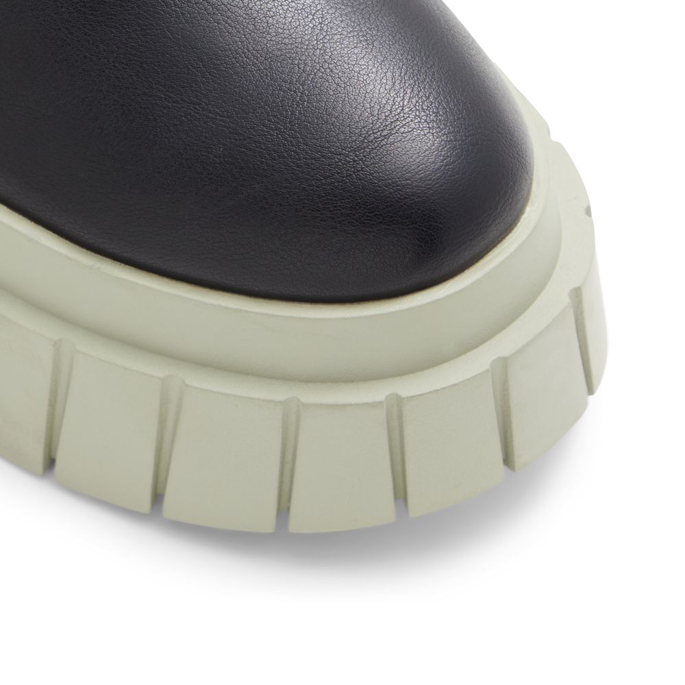Camylle Chunky platform booties - Lug sole