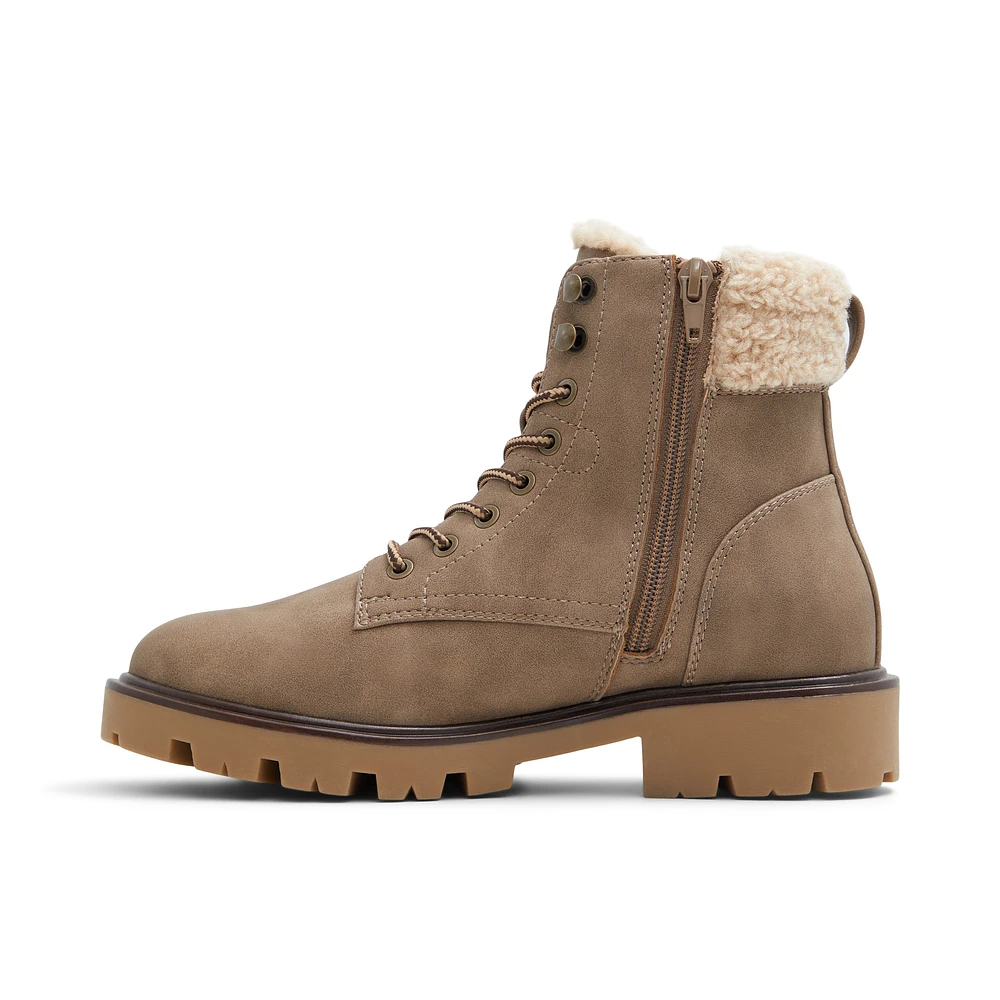 Carolyne Bottes militaires massives