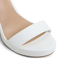 Gemmma White Women's Styles