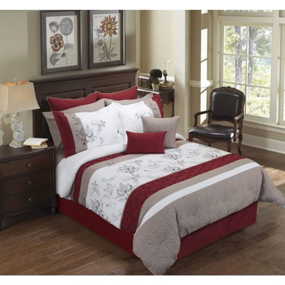 Hallmart Hayes 6 Piece Comforter Set | Alexandria Mall