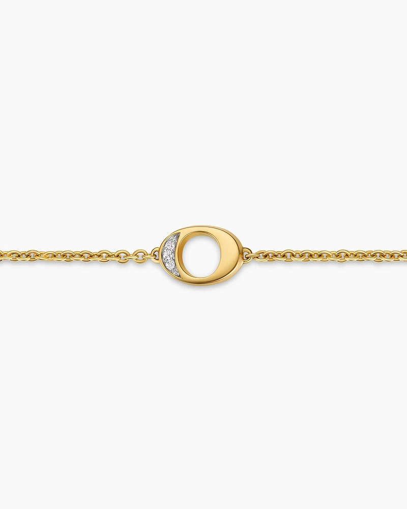 Petite Pavé Initial Chain Bracelet in 18K Yellow Gold with Diamond O