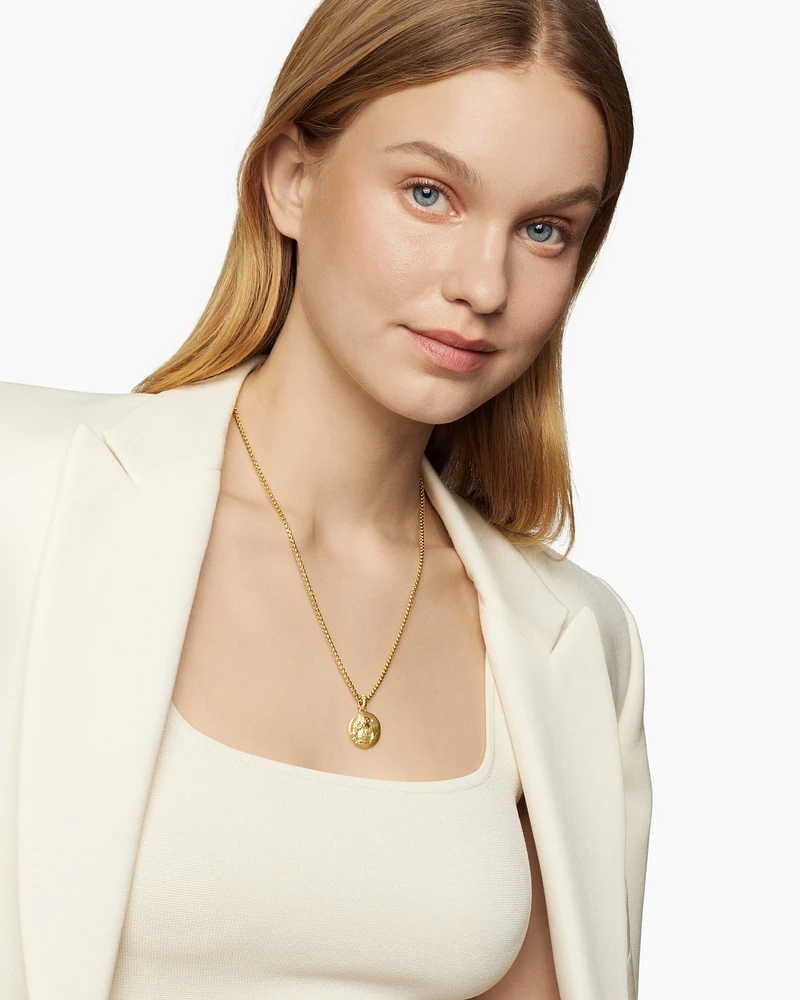 Aries Amulet in 18K Yellow Gold with Diamonds, 28.7mm