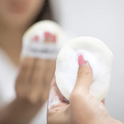 STARSKIN® Foaming Peeling Puff