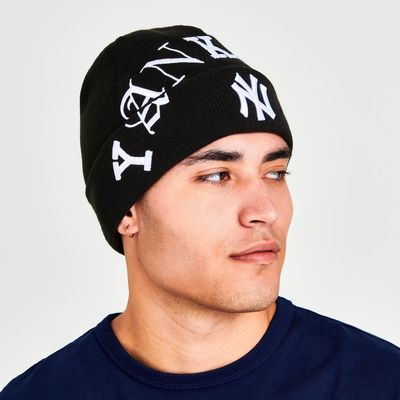 New Era New York Yankees MLB Blackletter Knit Beanie Hat