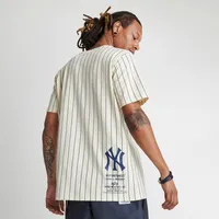 NEW ERA Men's New Era x Alpha Industries Chicago White Sox MLB Pinstripe T- Shirt