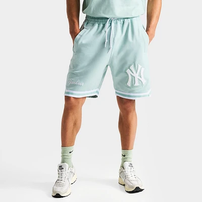 Men's New Era York Yankees MLB Logo Select Fleece Shorts