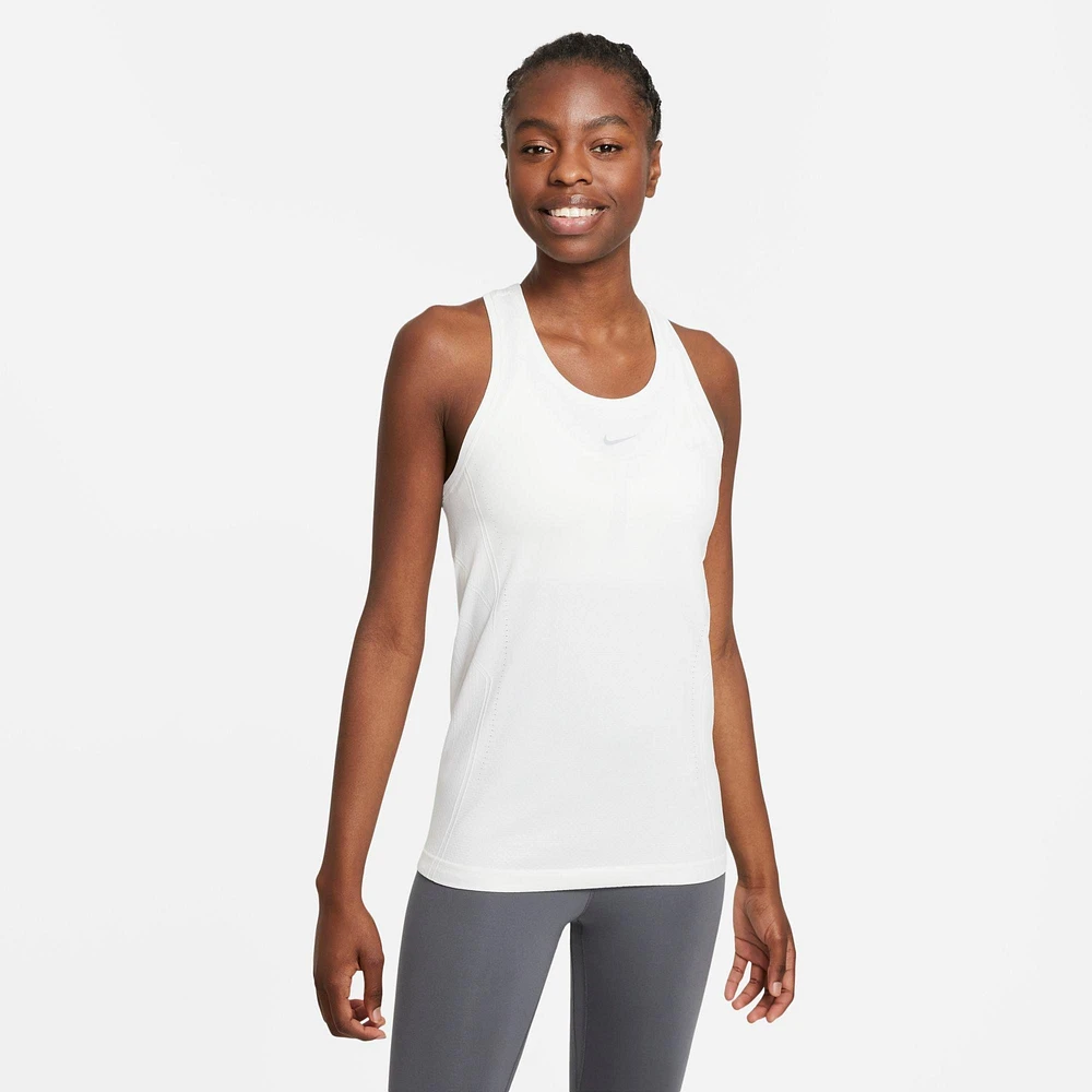 Women's Nike Dri-FIT ADV Aura Slim FIt Tank