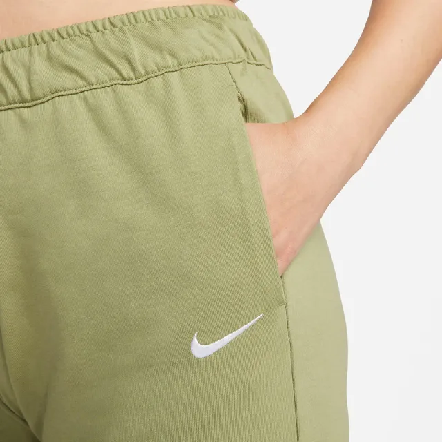 NIKE Women's Nike Woven Cropped Cargo Jogger Pants