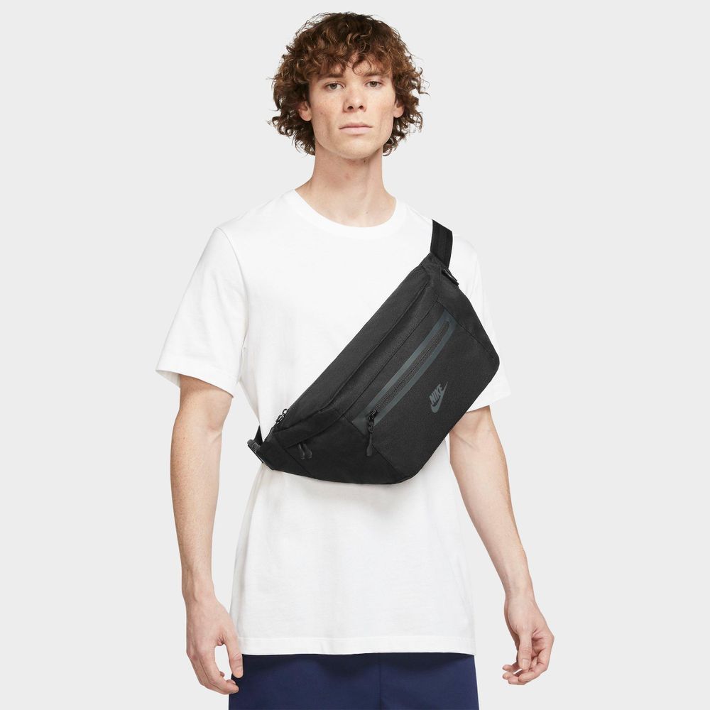 Nike Elemental Premium Crossbody Bag-Red, Polyester