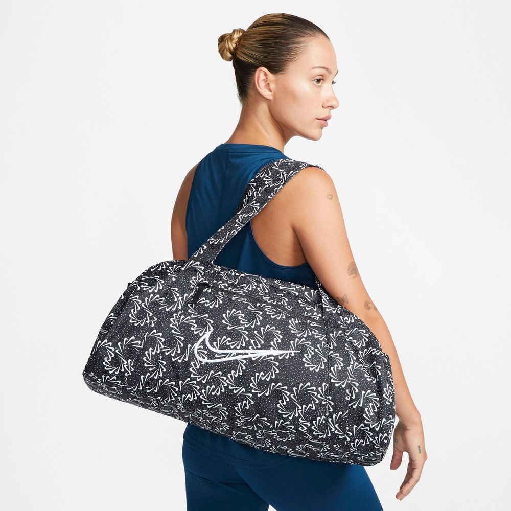 Nike Brasilia 8 Duffle Bag XS : : Bags, Wallets and Luggage